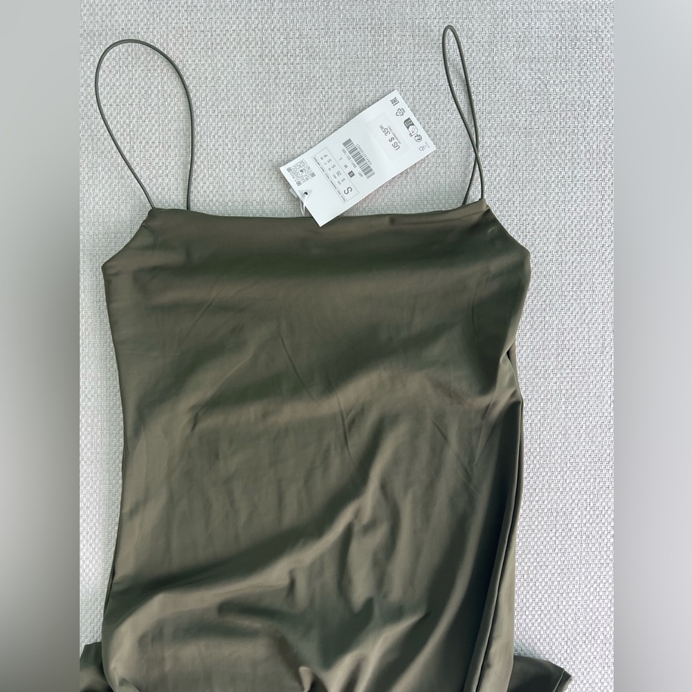 ZARA DRESS - Picture 3 of 4